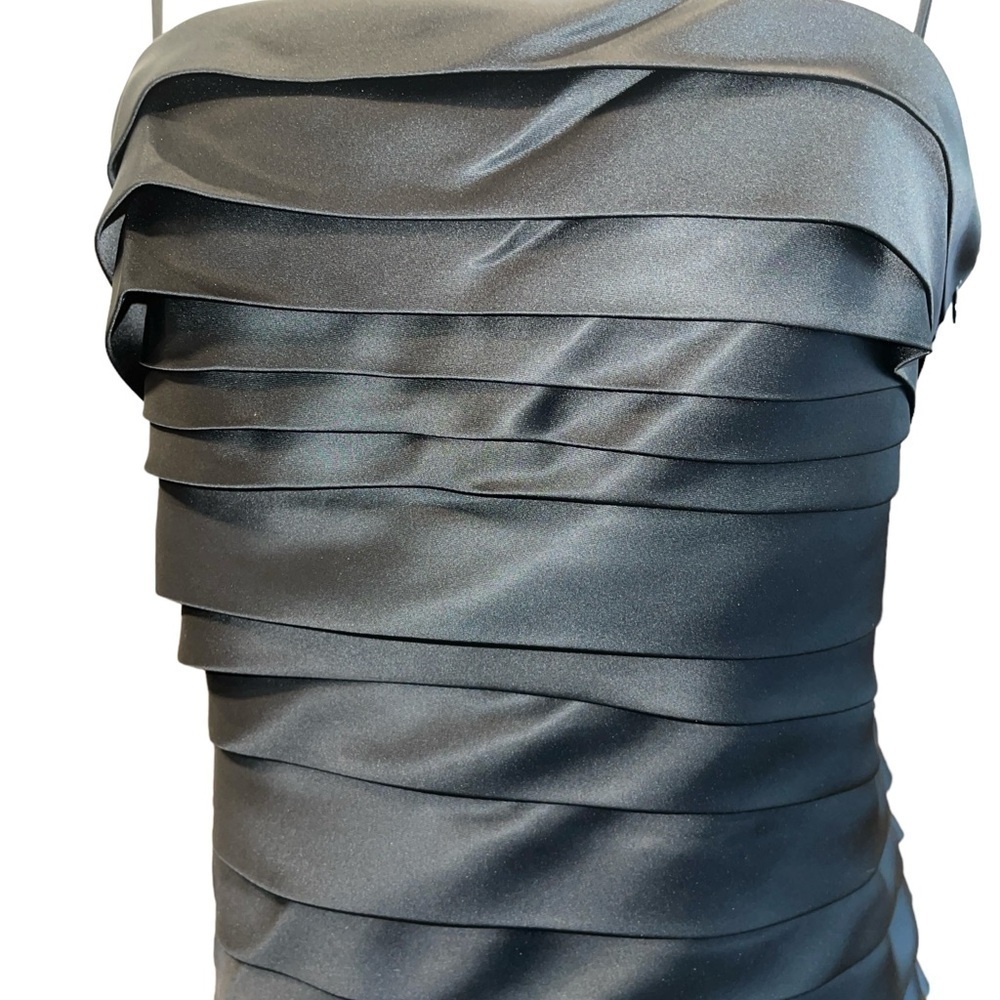 Calvin Klein Women's Dress M Black Spaghetti Straps Layered Side Zip Cocktail - Picture 3 of 8